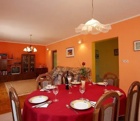 Dom wakacyjny Holiday Iva Kršan